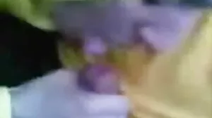 Η Ασιάτισσα καλλονή Marcia σφυροκόπησε για χρήματα