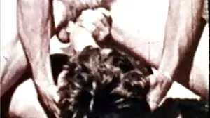 Τέλεια κρεμπίτσα τριών για ροδακινί βυζιά Runa Ayase