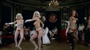 Η σέξι MILF απόλαυσε το γλείψιμο του μουνιού με τον επαγγελματία μασάζ με καυλιάρη