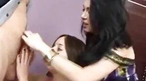 Τέλειο παιχνίδι πορνό POV με την ερασιτέχνη Yurina