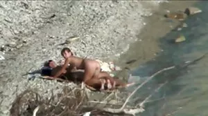 Πρόχειρη δράση eurosex με τρία glam babes