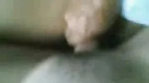 Η αρκετά ψηλή ξανθιά γαμάει δημόσια