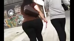 Θυμωμένος με την αίγλη του eurobabe γαμημένος στο μπαρ